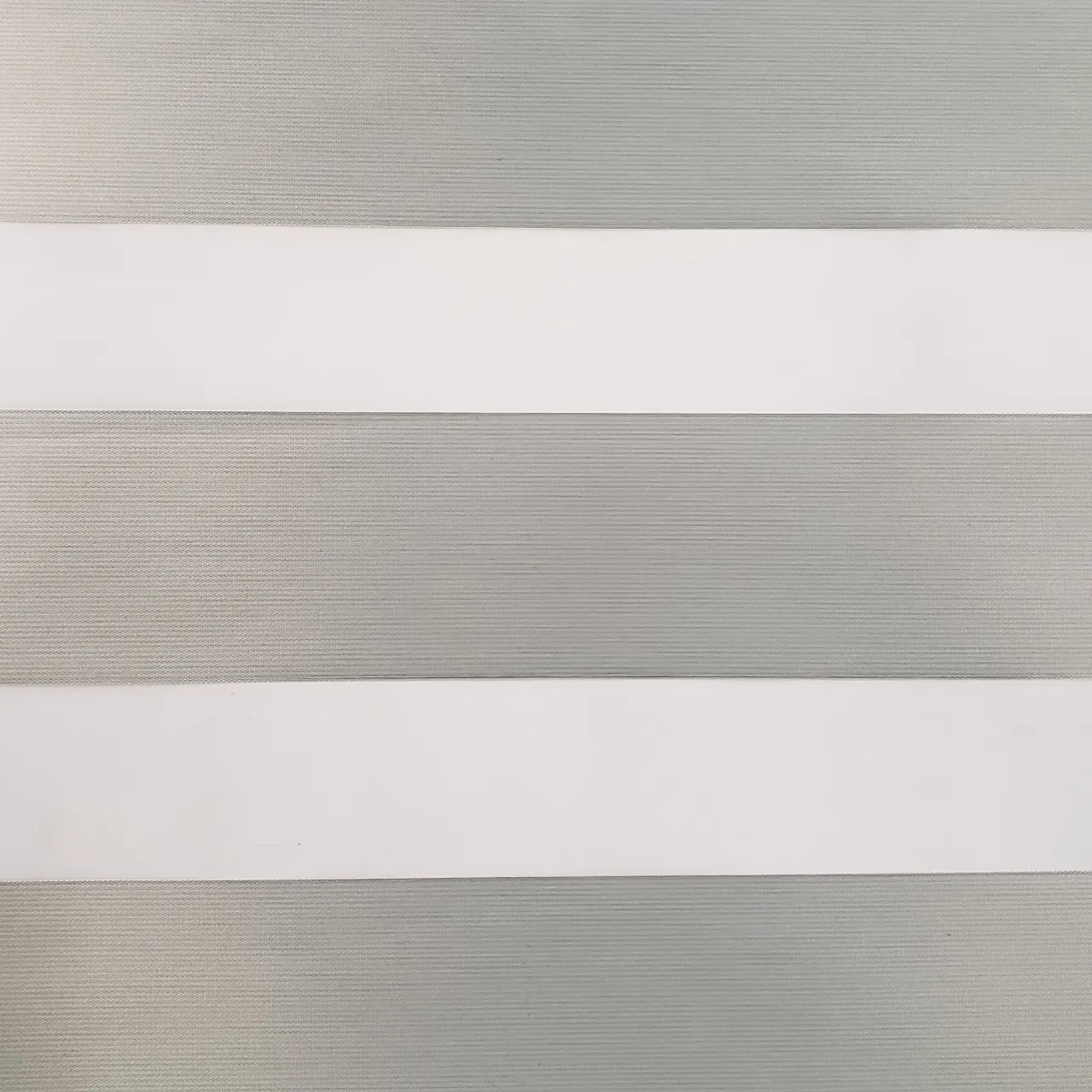manhattan-blackout-ivory-windowway
